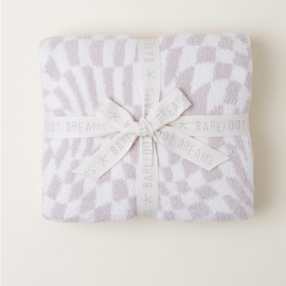 NWT Barefoot Dreams CozyChic Checkered Throw (Cream/Stone)